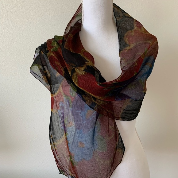 Scarf - Picture 1 of 6